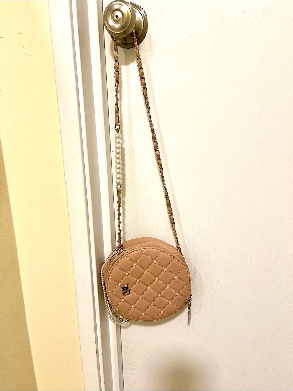 Badgley Mischka Round Crossbody NWT